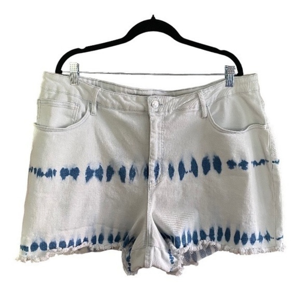 Ava & Viv Blue Tie Dye Raw Frayed Hem Plus Size Denim Jean Shorts Plus Size 22